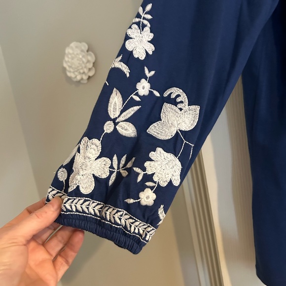 LILLY PULITZER
KACIA KNIT TUNIC
OYSTER BAY NAVY
SIZE: L BNWT - Picture 6 of 8